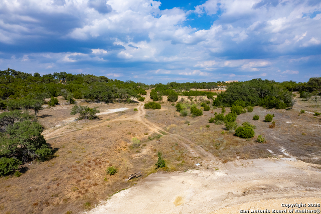 Image 10 of 17 For 34176 Mayer Oaks