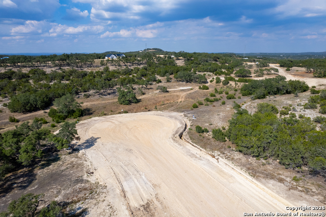 Image 16 of 17 For 34176 Mayer Oaks