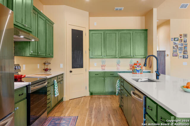 Image 11 of 31 For 122 Alex Jordan W