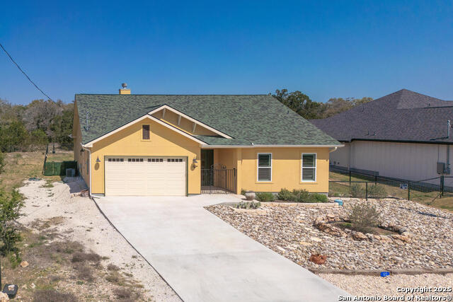 Image 2 of 31 For 122 Alex Jordan W