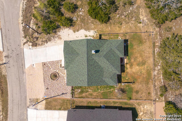 Image 26 of 31 For 122 Alex Jordan W