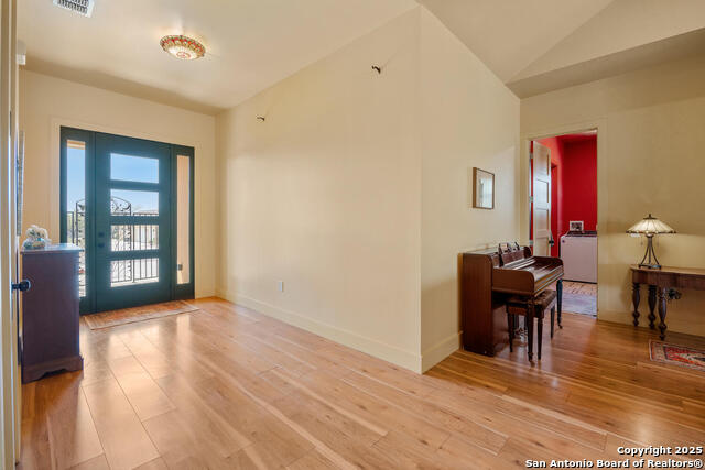 Image 3 of 31 For 122 Alex Jordan W