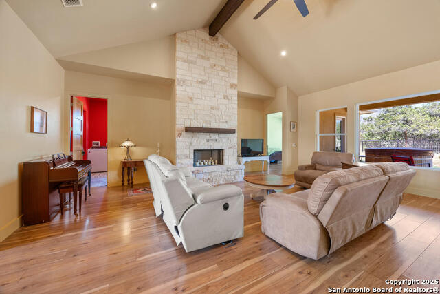 Image 4 of 31 For 122 Alex Jordan W