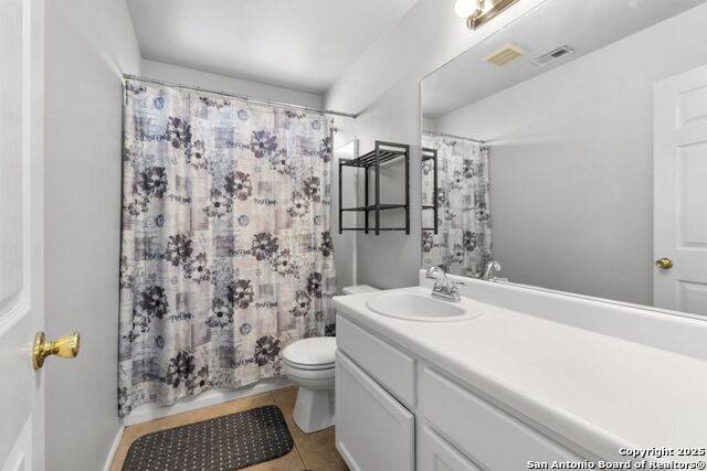 Listing photo id 19 for 1339 Tiger