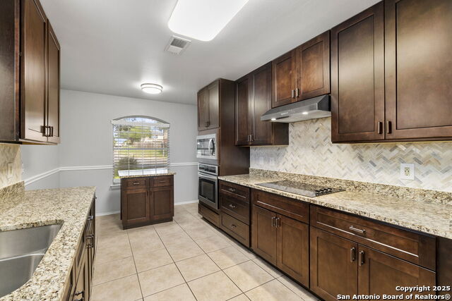 Listing photo id 1 for 1339 Tiger