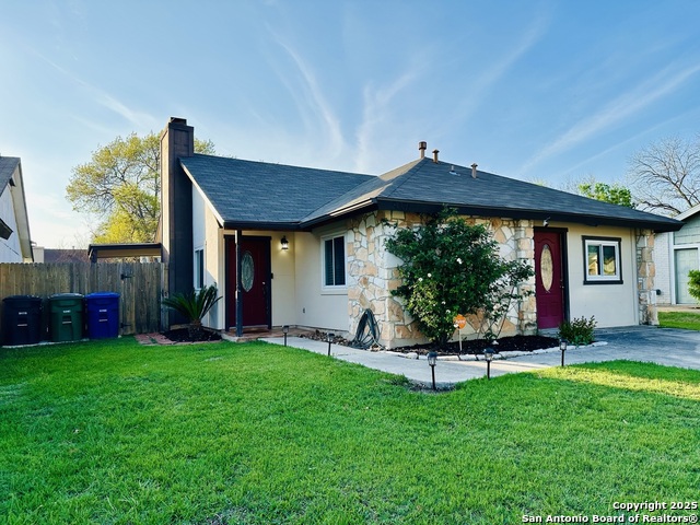 Image 3 of 13 For 8031 Laurel Bend