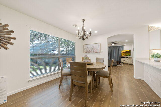 Image 15 of 36 For 415 Cattle Ranch Dr
