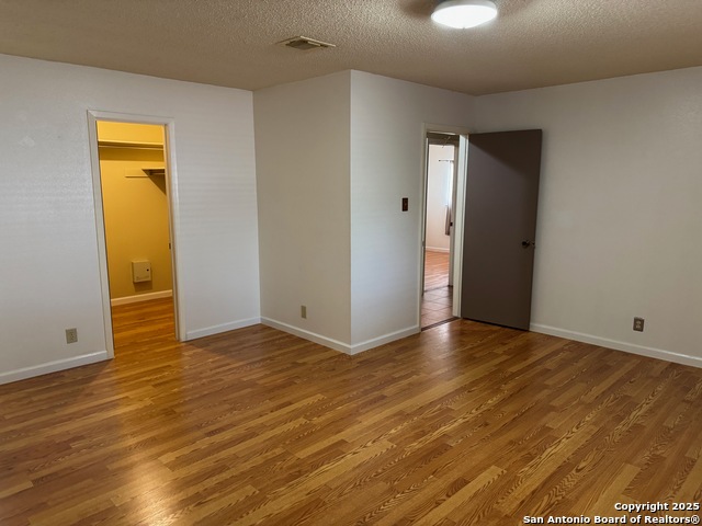 Image 14 of 23 For 12938 Maple Park