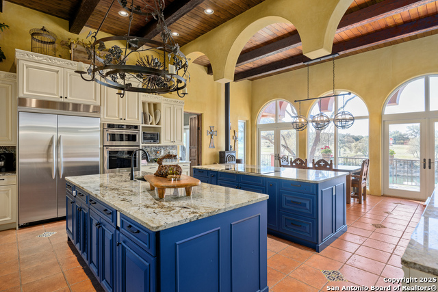 Listing photo id 8 for 4198 Bear Springs Rd
