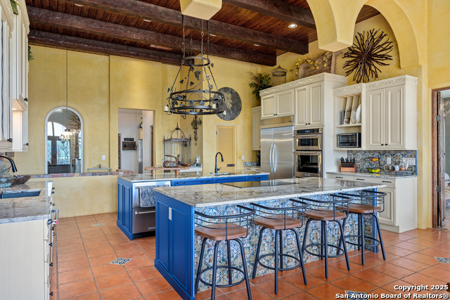 Listing photo id 10 for 4198 Bear Springs Rd