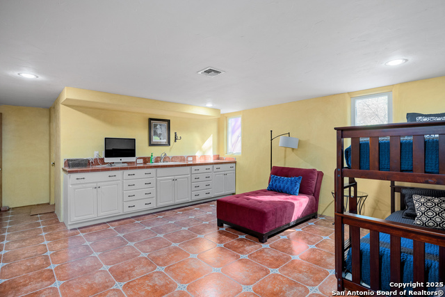 Listing photo id 16 for 4198 Bear Springs Rd