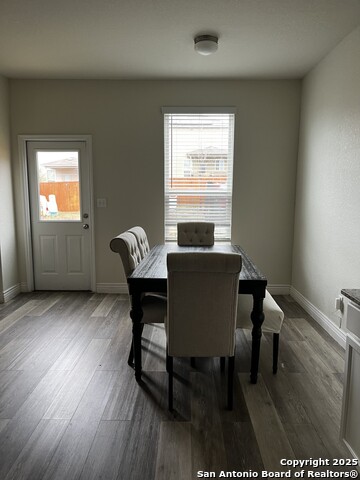 Image 15 of 18 For 10335 Dunlap