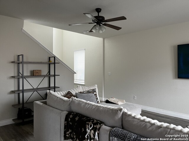 Image 16 of 18 For 10335 Dunlap