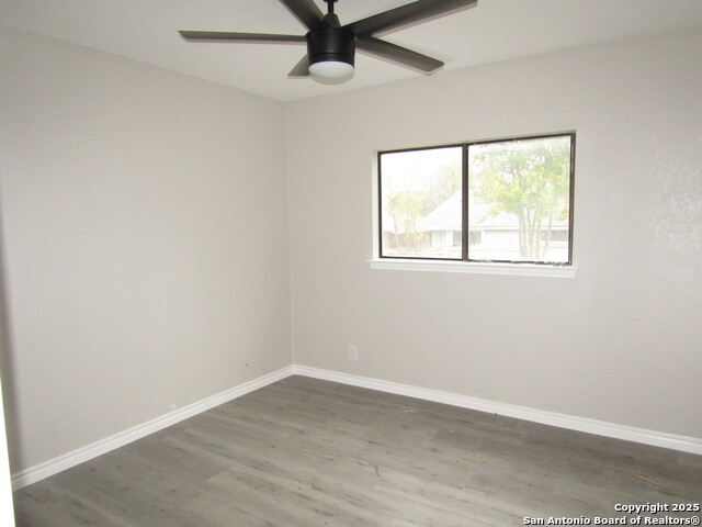 Image 13 of 20 For 10243 Raven Field