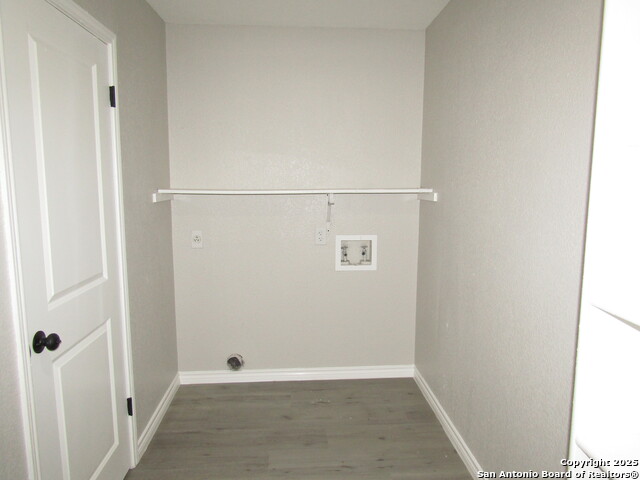 Image 14 of 20 For 10243 Raven Field