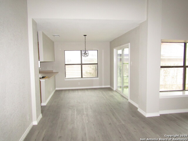 Image 7 of 20 For 10243 Raven Field