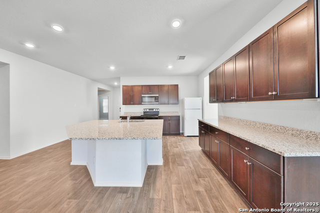 Image 11 of 36 For 813 Indigo Way