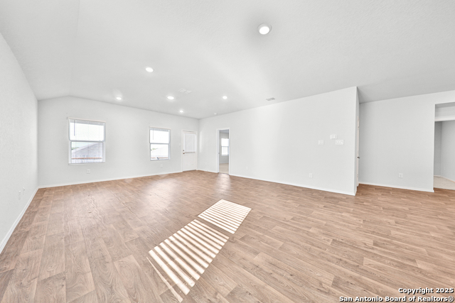 Image 16 of 36 For 813 Indigo Way