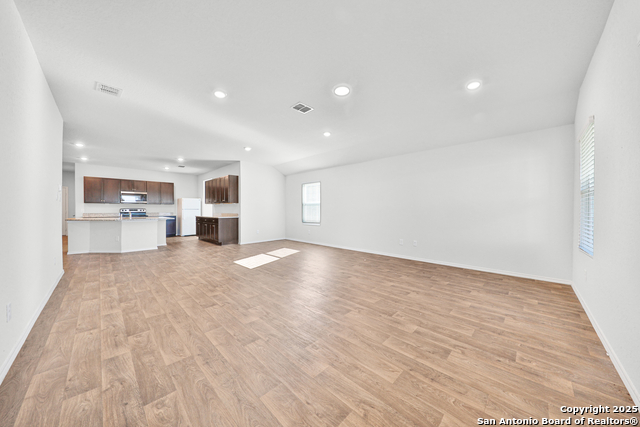Image 18 of 36 For 813 Indigo Way