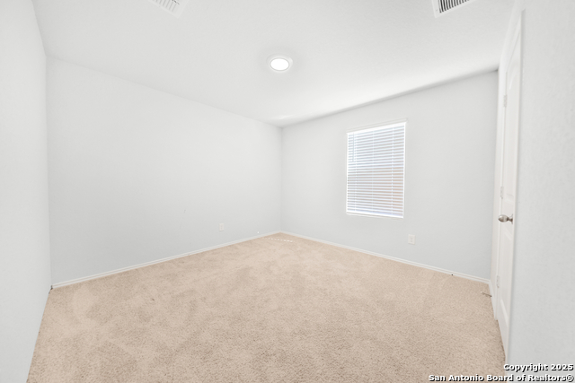 Image 3 of 36 For 813 Indigo Way