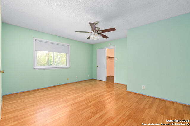Image 10 of 18 For 11427 Rousseau St