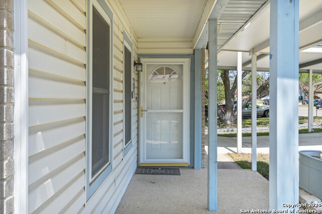Image 3 of 18 For 11427 Rousseau St