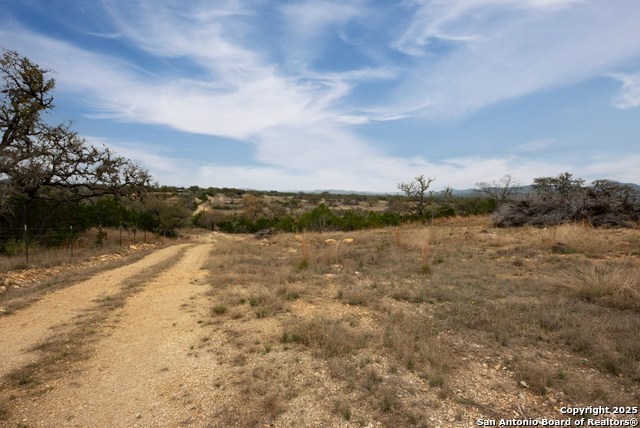 Image 8 of 38 For 4715 S Highway 16