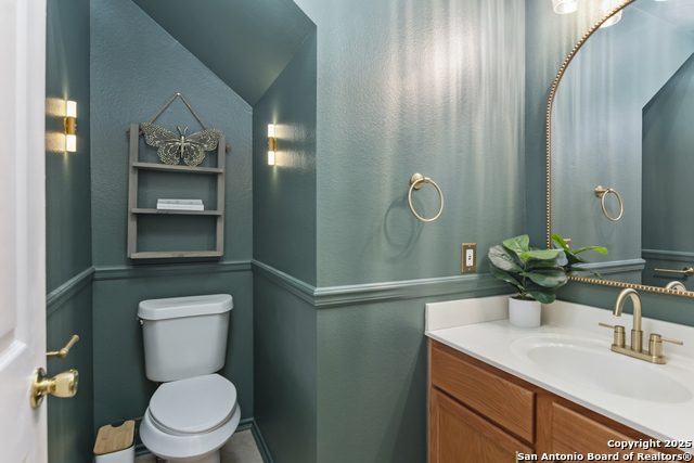 Image 15 of 19 For 7903 Woodchase