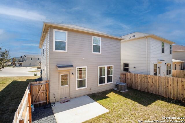 Image 13 of 28 For 14839 Vance Jackson  Unit