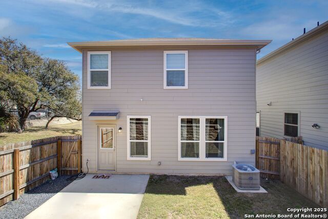 Image 20 of 28 For 14839 Vance Jackson  Unit