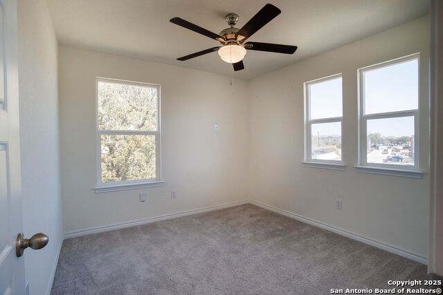Image 4 of 28 For 14839 Vance Jackson  Unit
