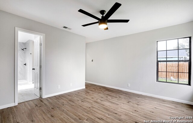 Listing photo id 13 for 7106 Grassy Trail