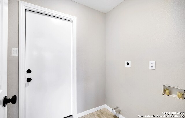 Listing photo id 14 for 7106 Grassy Trail