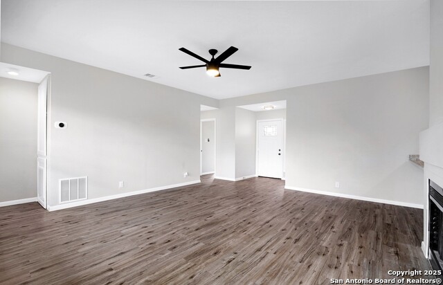 Listing photo id 15 for 7106 Grassy Trail