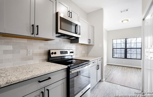 Listing photo id 4 for 7106 Grassy Trail
