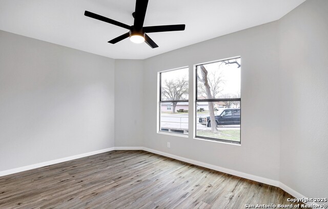 Listing photo id 7 for 7106 Grassy Trail