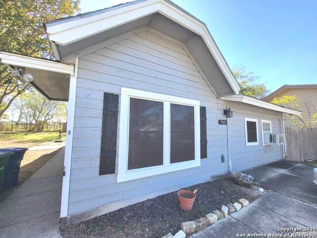 Details for 3960 Heritage Hill Dr, San Antonio, TX 78247