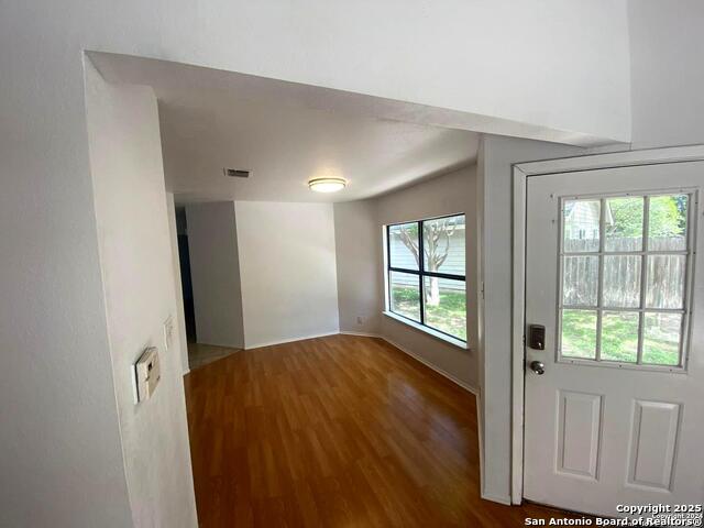 Image 12 of 32 For 3960 Heritage Hill Dr