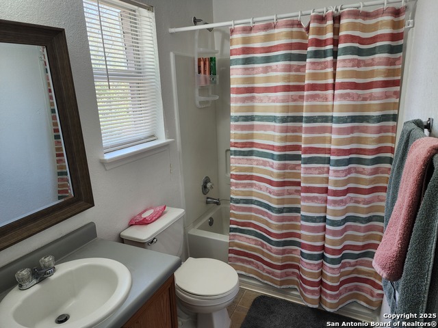 Listing photo id 8 for 8118 Sandbar