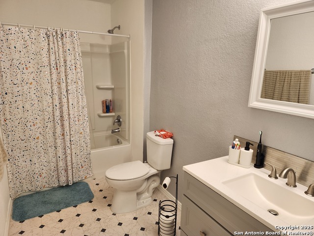 Listing photo id 13 for 8118 Sandbar