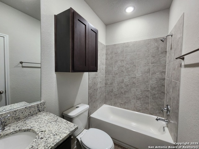Image 20 of 24 For 443 Emma Drive