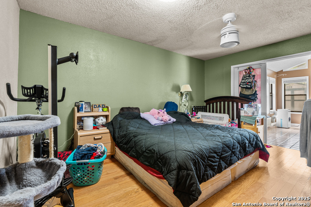 Image 8 of 17 For 8206 Evert  