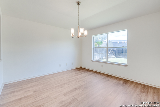 Listing photo id 8 for 10122 Oak Saddle