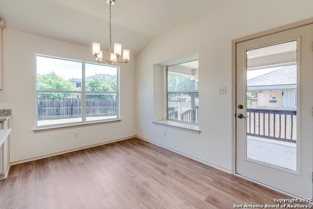 Listing photo id 15 for 10122 Oak Saddle