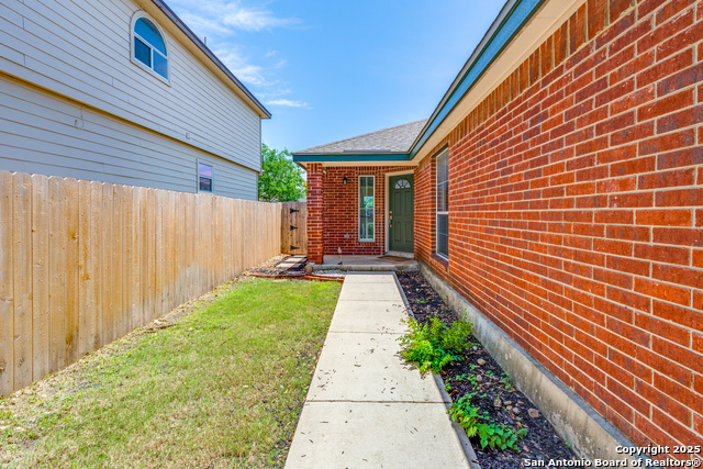 Listing photo id 3 for 10122 Oak Saddle