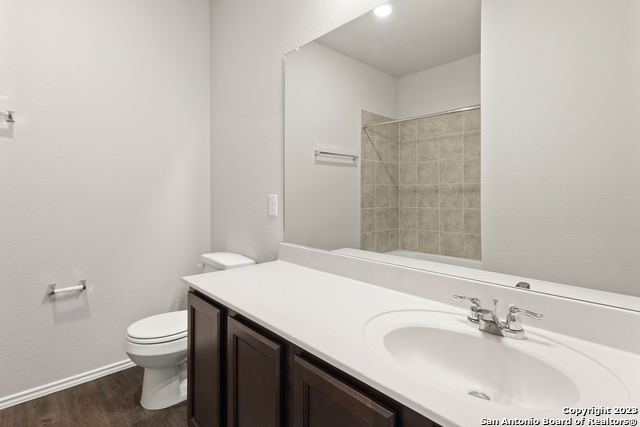 Image 15 of 17 For 4922 Blue Ranch