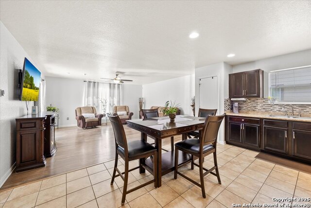 Listing photo id 9 for 3418 Marble Spur