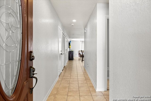 Listing photo id 2 for 3418 Marble Spur