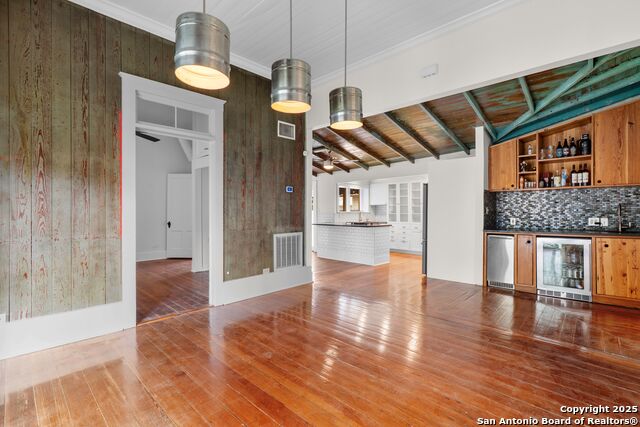 Image 16 of 32 For 315 Barrera St