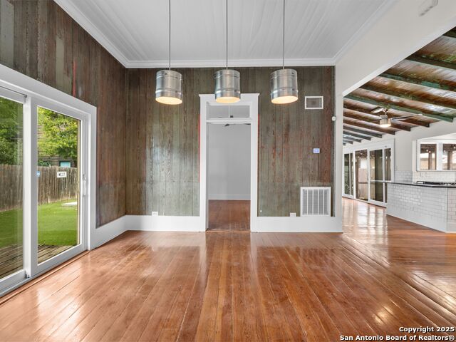 Image 17 of 32 For 315 Barrera St